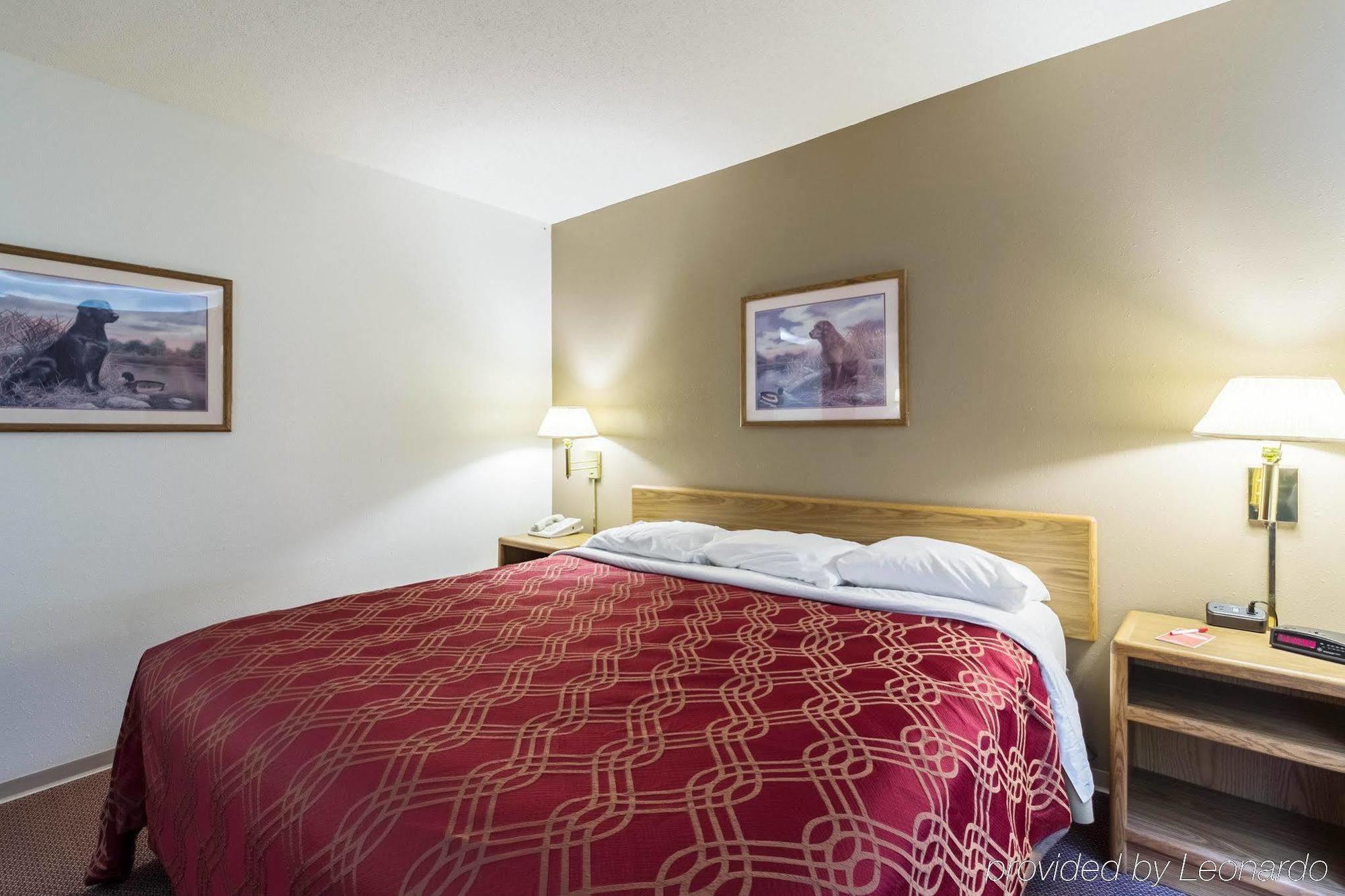 Econo Lodge Ortonville Экстерьер фото