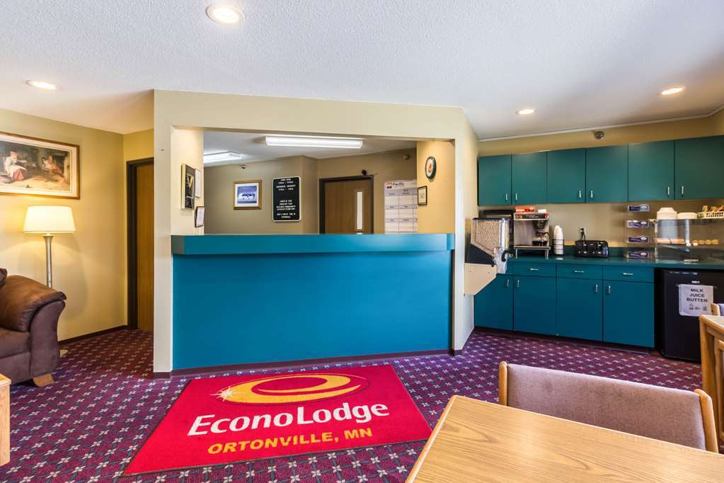 Econo Lodge Ortonville Интерьер фото